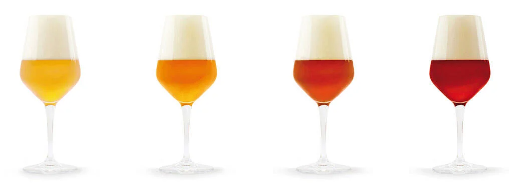 Vier kleuren ambachtelijk bier van blond tot rood